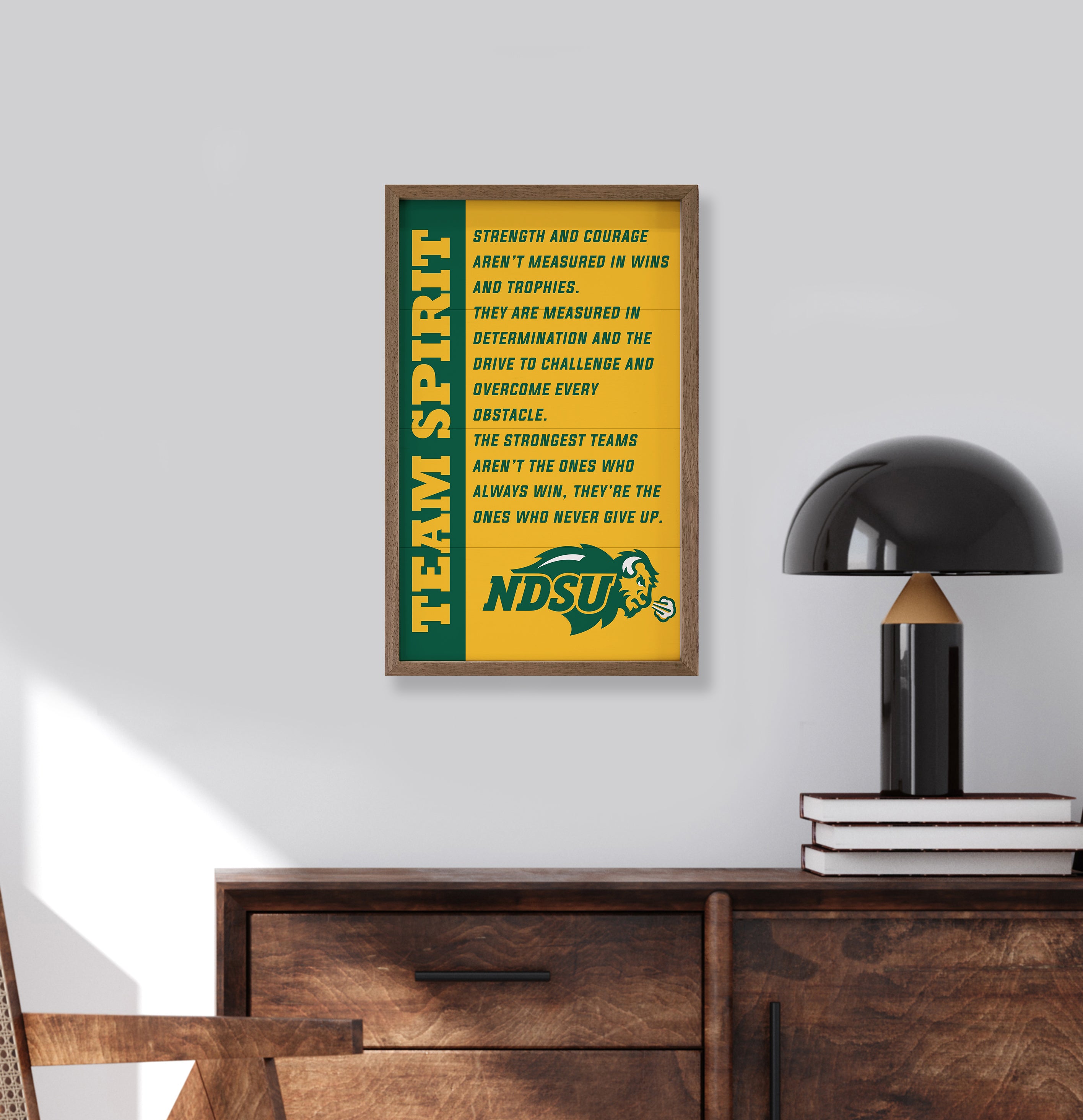 Team Spirit North Dakota State 10x16 / Gold