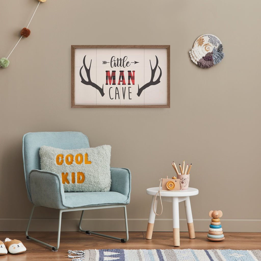 Little Man Cave Plaid Antlers Arrow White 16x10 / White