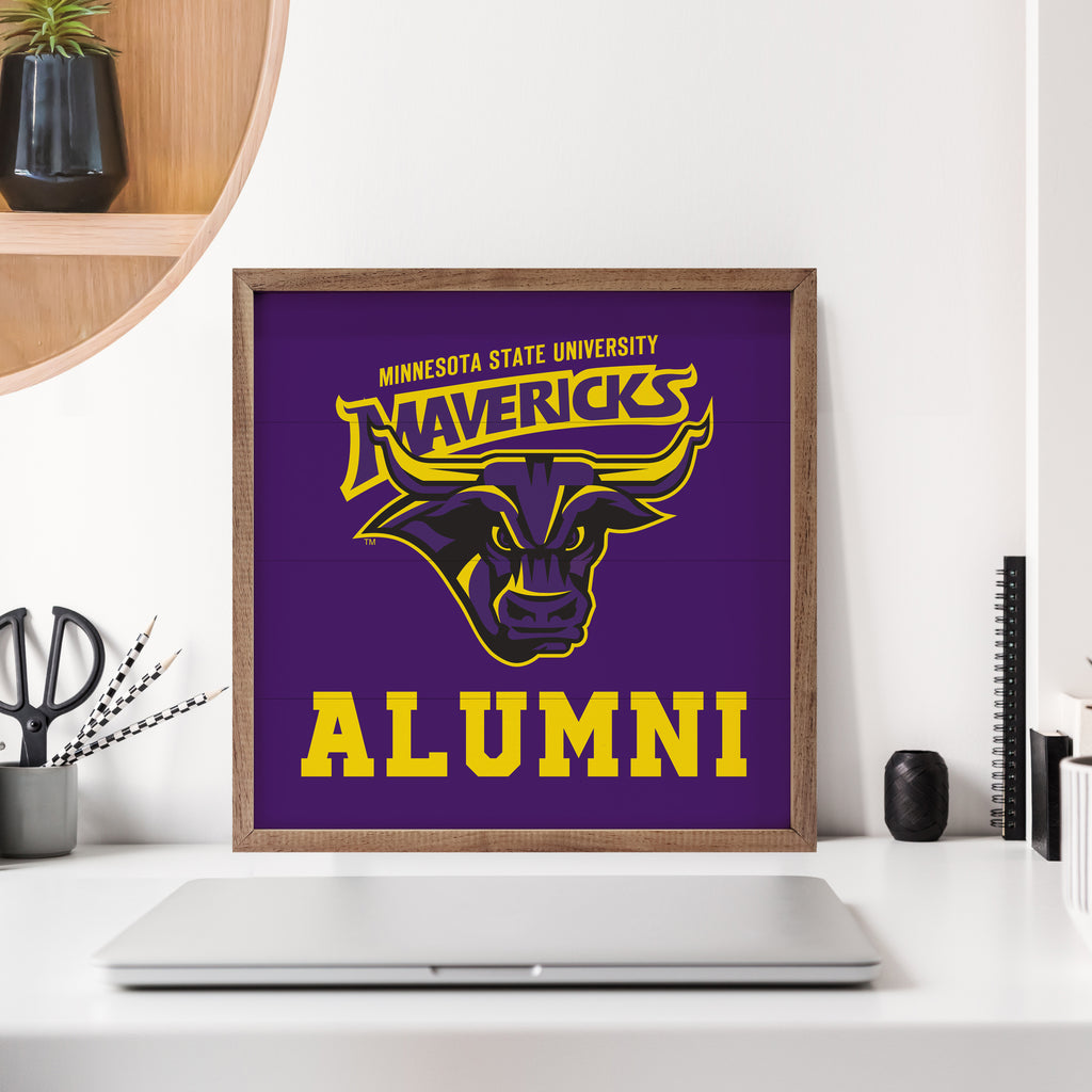 Alumni Minnesota Mankato 16x16 / Purple