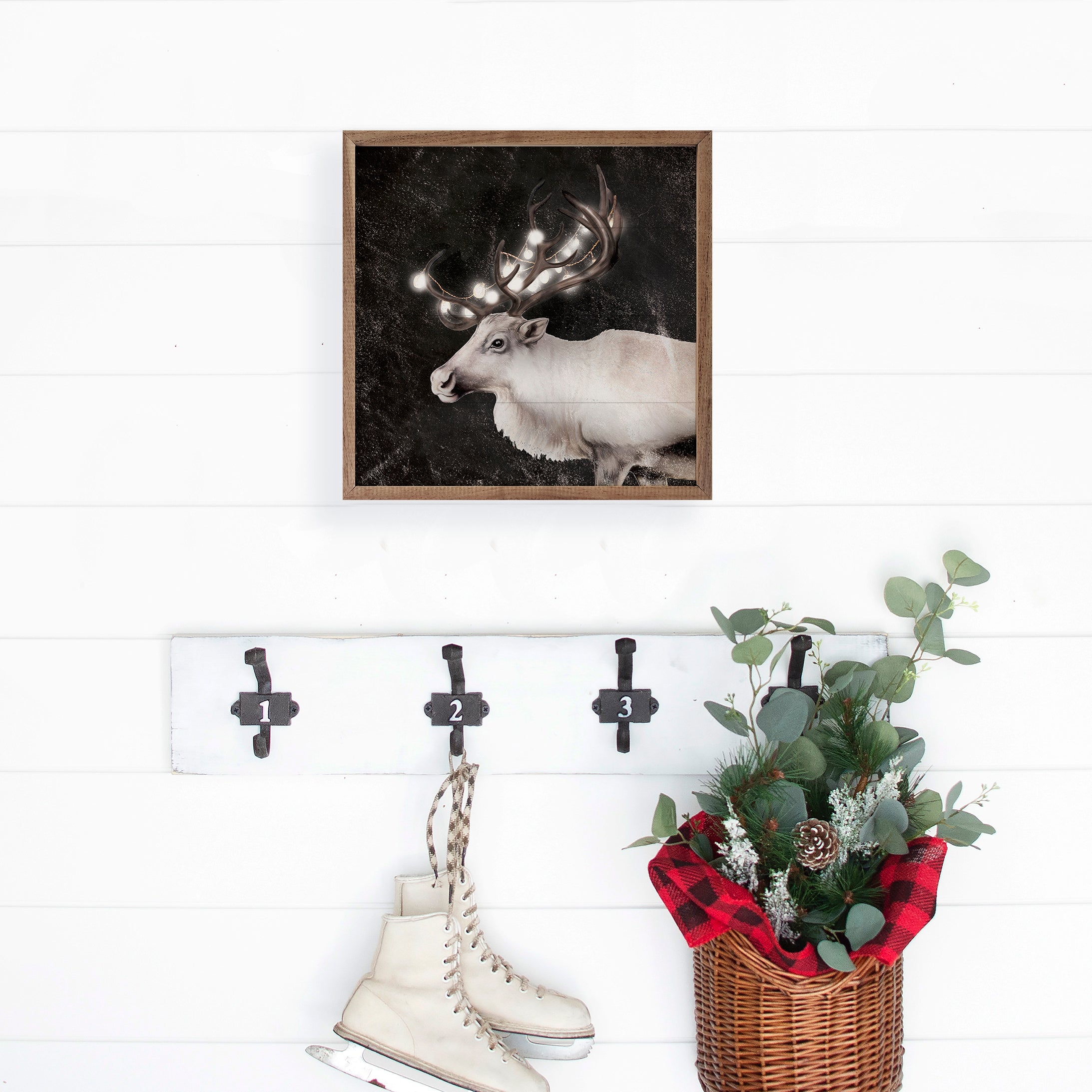 Glowing Reindeer Black 16x16 / Black