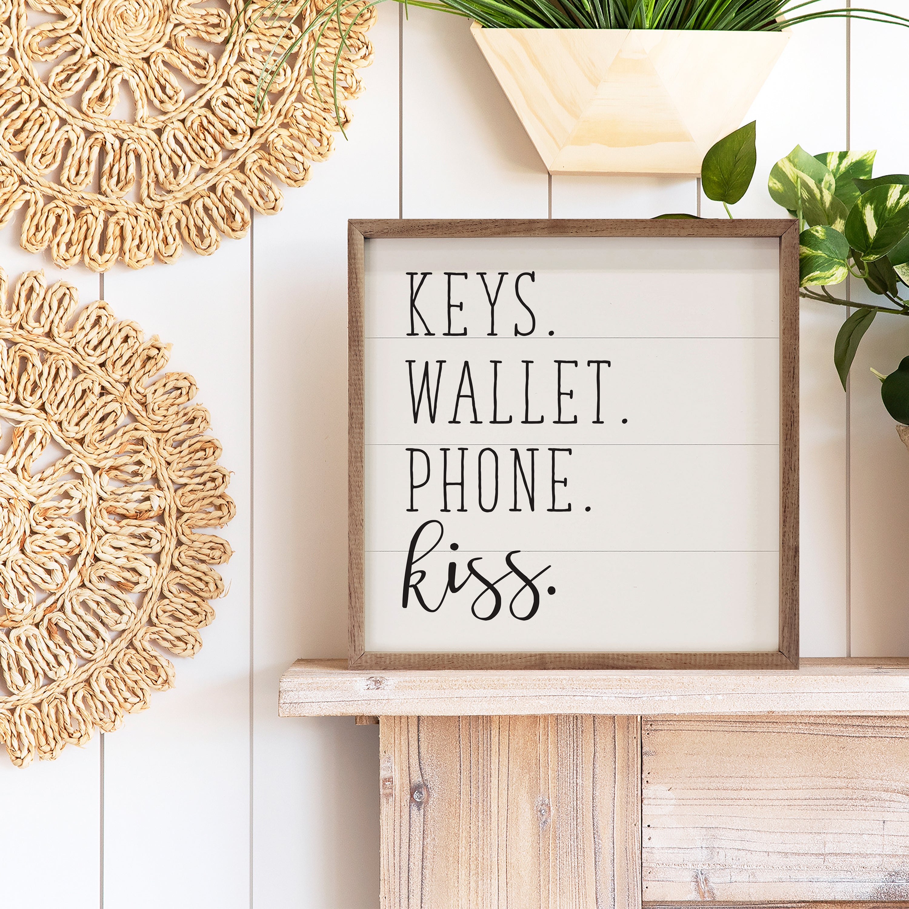 Keys Wallet Phone Kiss White 16x16 / White
