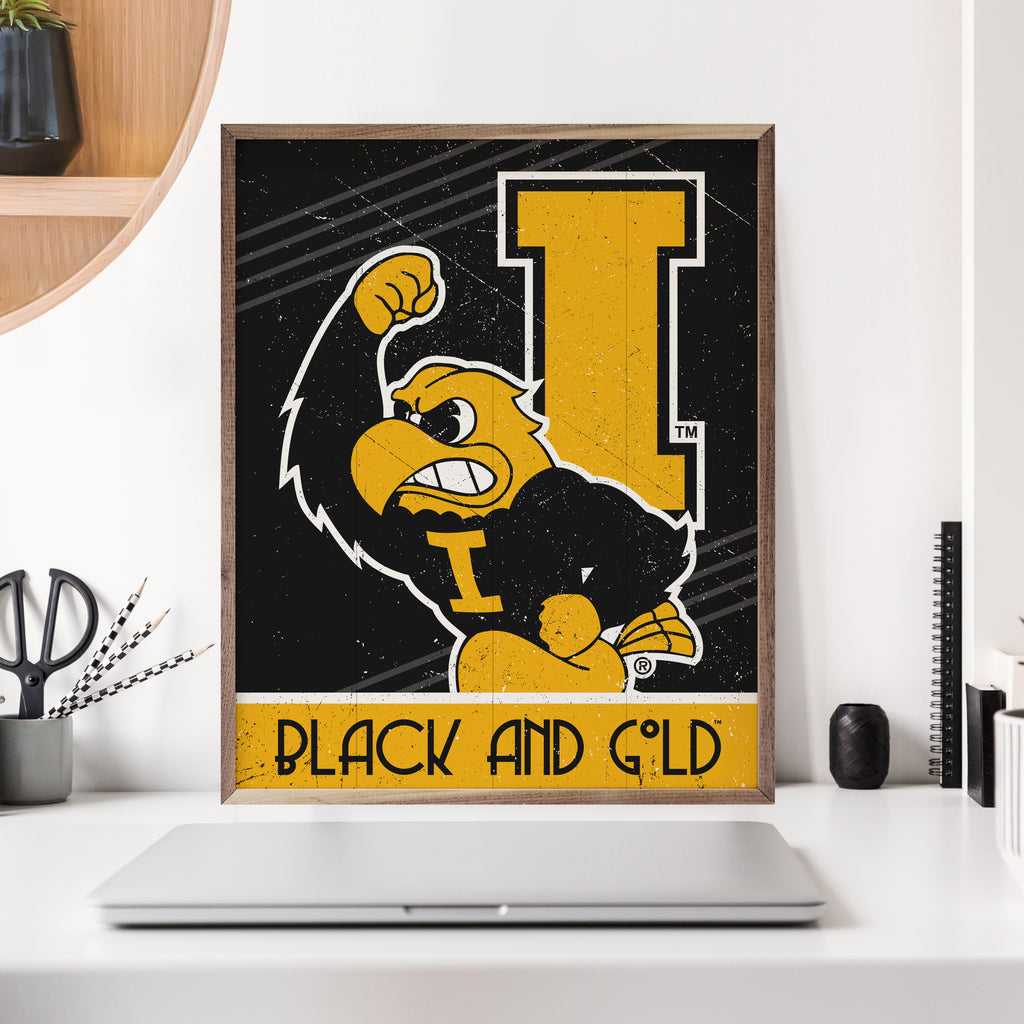 Retro Poster Iowa 16x20 / Black