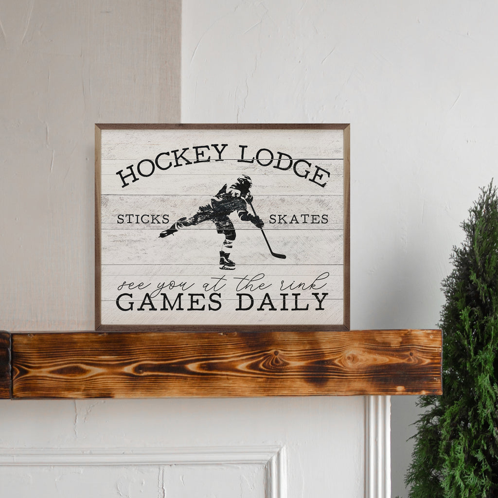 Hockey Lodge Whitewash 20x16 / Whitewash