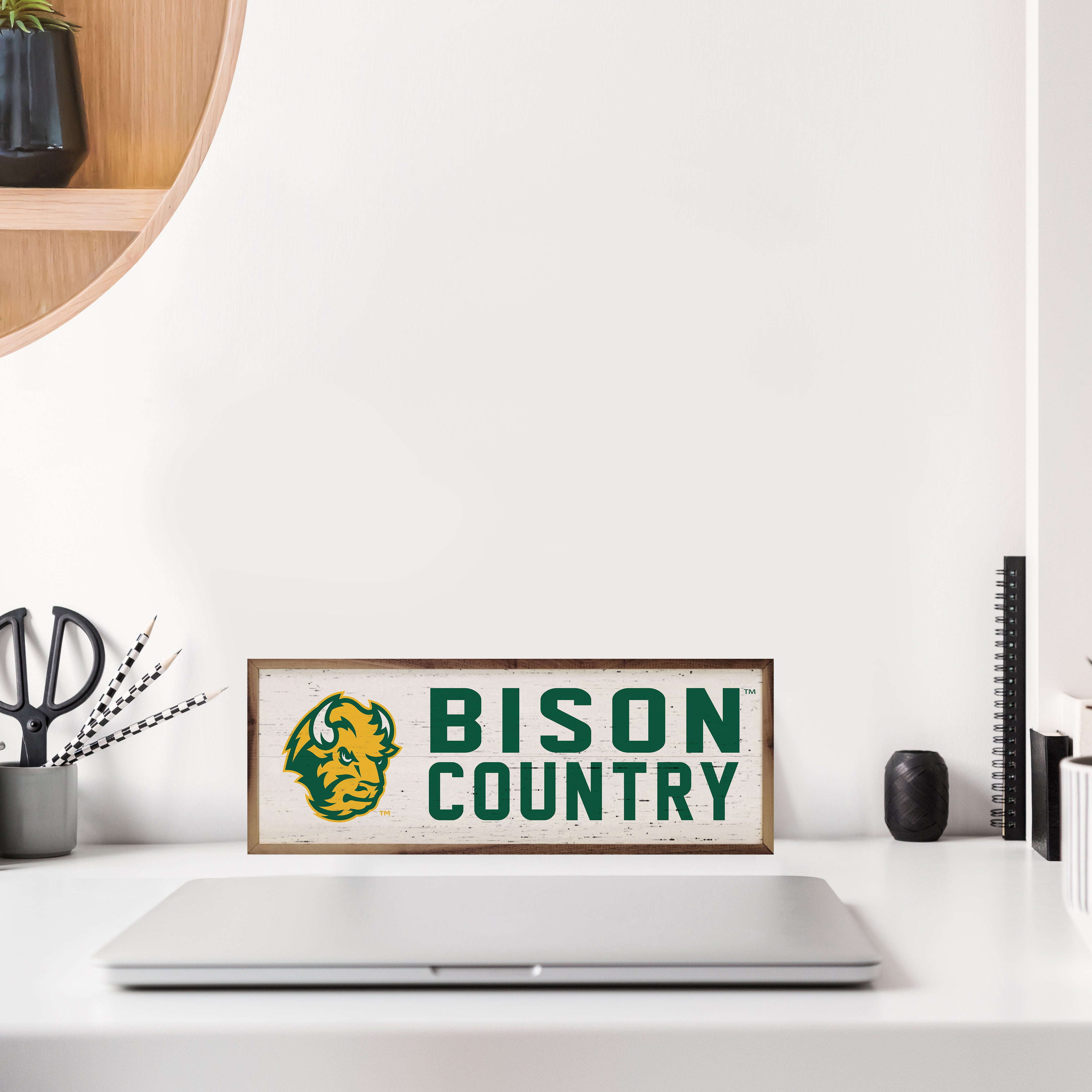 Logo Country NDSU 24x8 / White