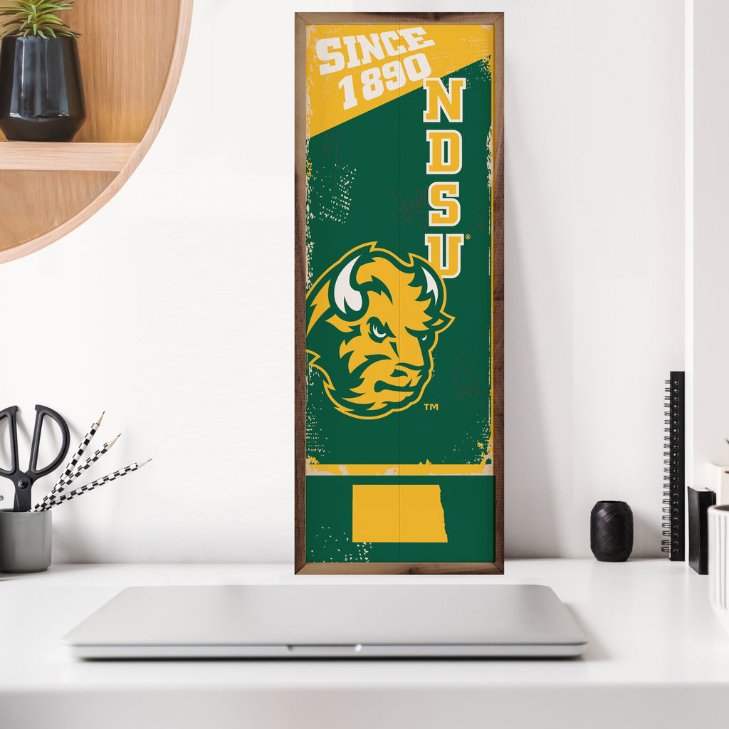 Vertical State Poster NDSU 8x24 / Green